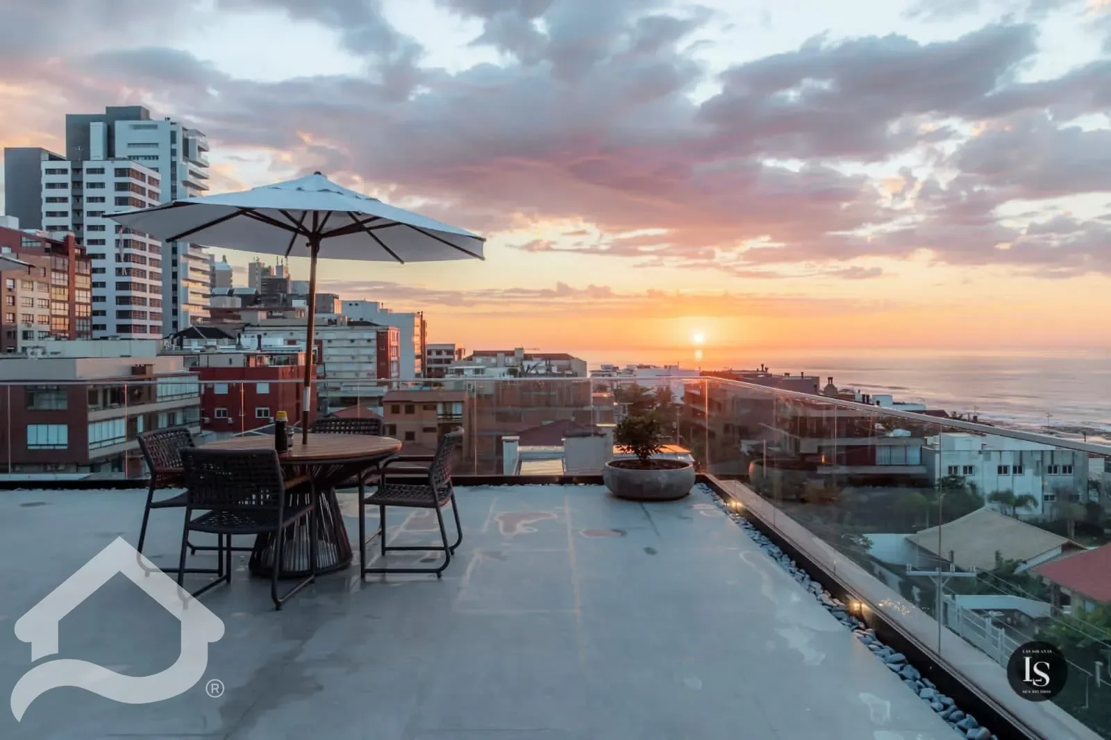 Studio com 1 quarto a venda e 1 vaga no bairro prainha em torres assunta imóveis 27